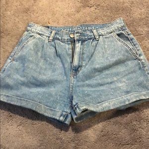 American Eagle mom jeans